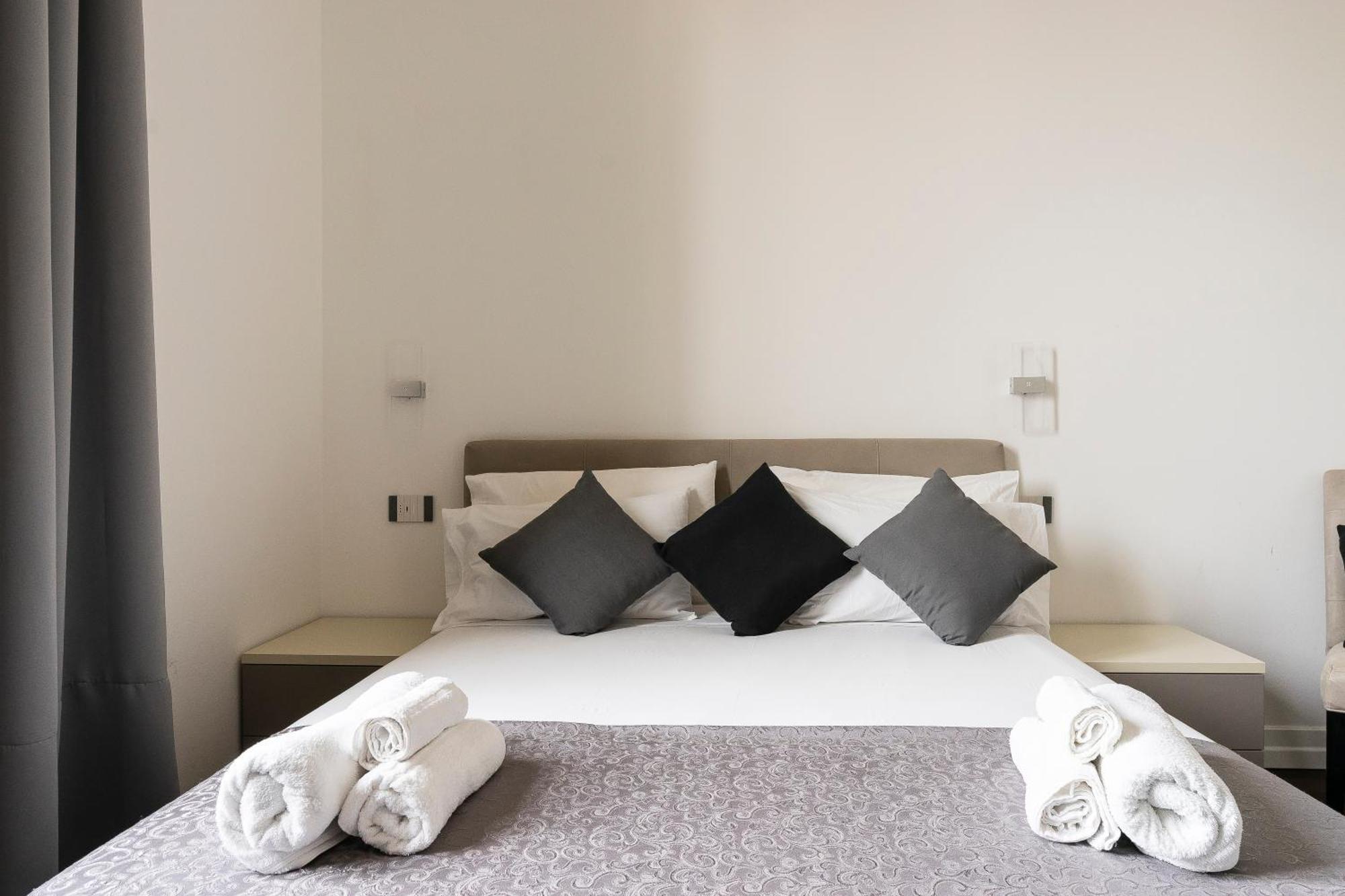 San Marco Black Appartamento Luxury Con Terrazzo E Parcheggio Su Richiesta 佛罗伦萨 外观 照片