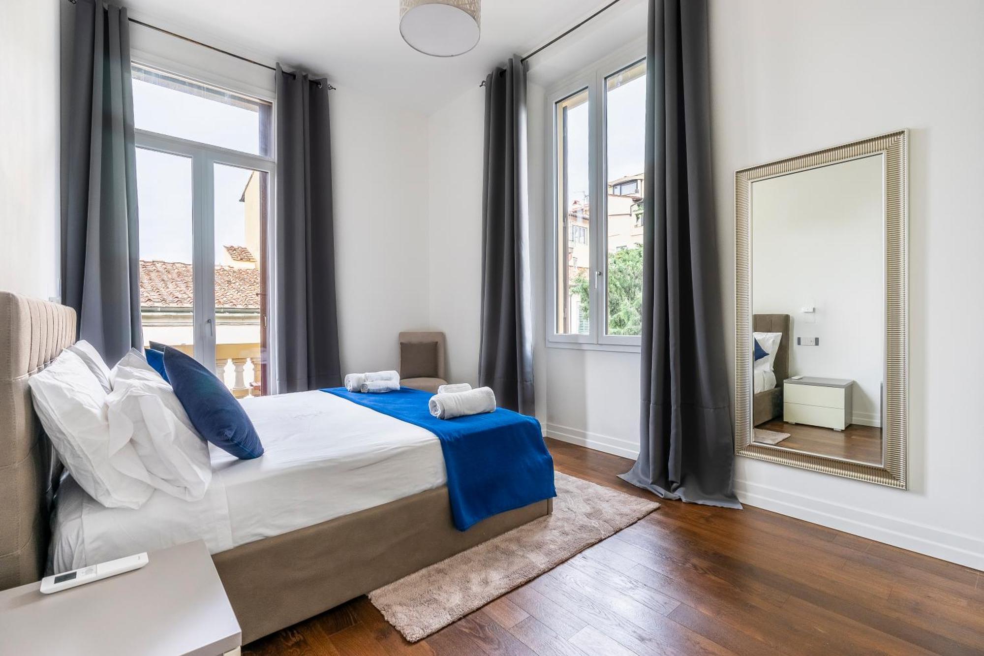 San Marco Black Appartamento Luxury Con Terrazzo E Parcheggio Su Richiesta 佛罗伦萨 外观 照片