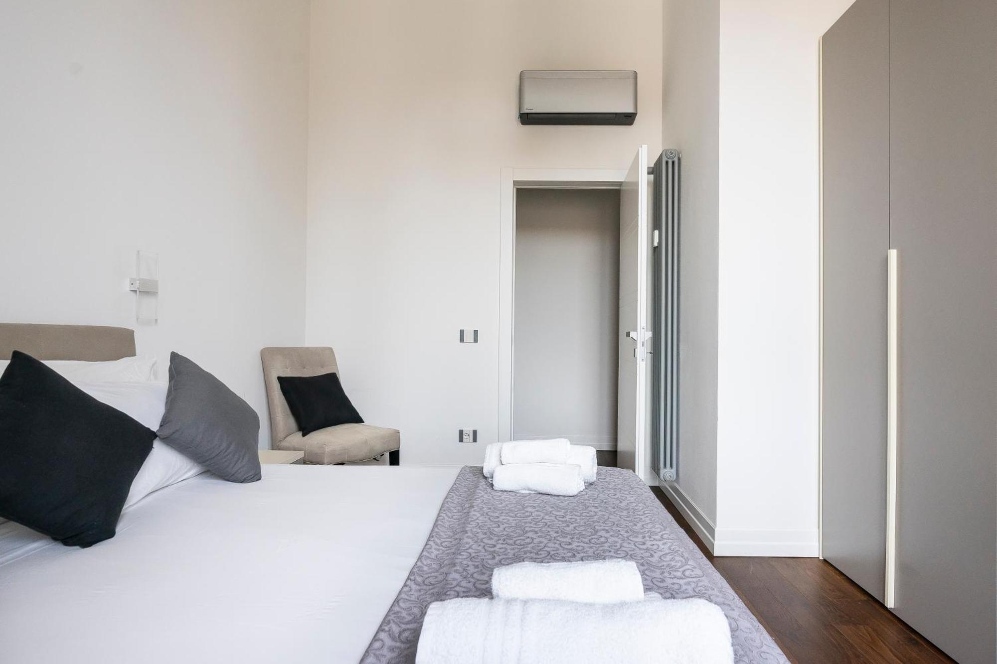 San Marco Black Appartamento Luxury Con Terrazzo E Parcheggio Su Richiesta 佛罗伦萨 外观 照片