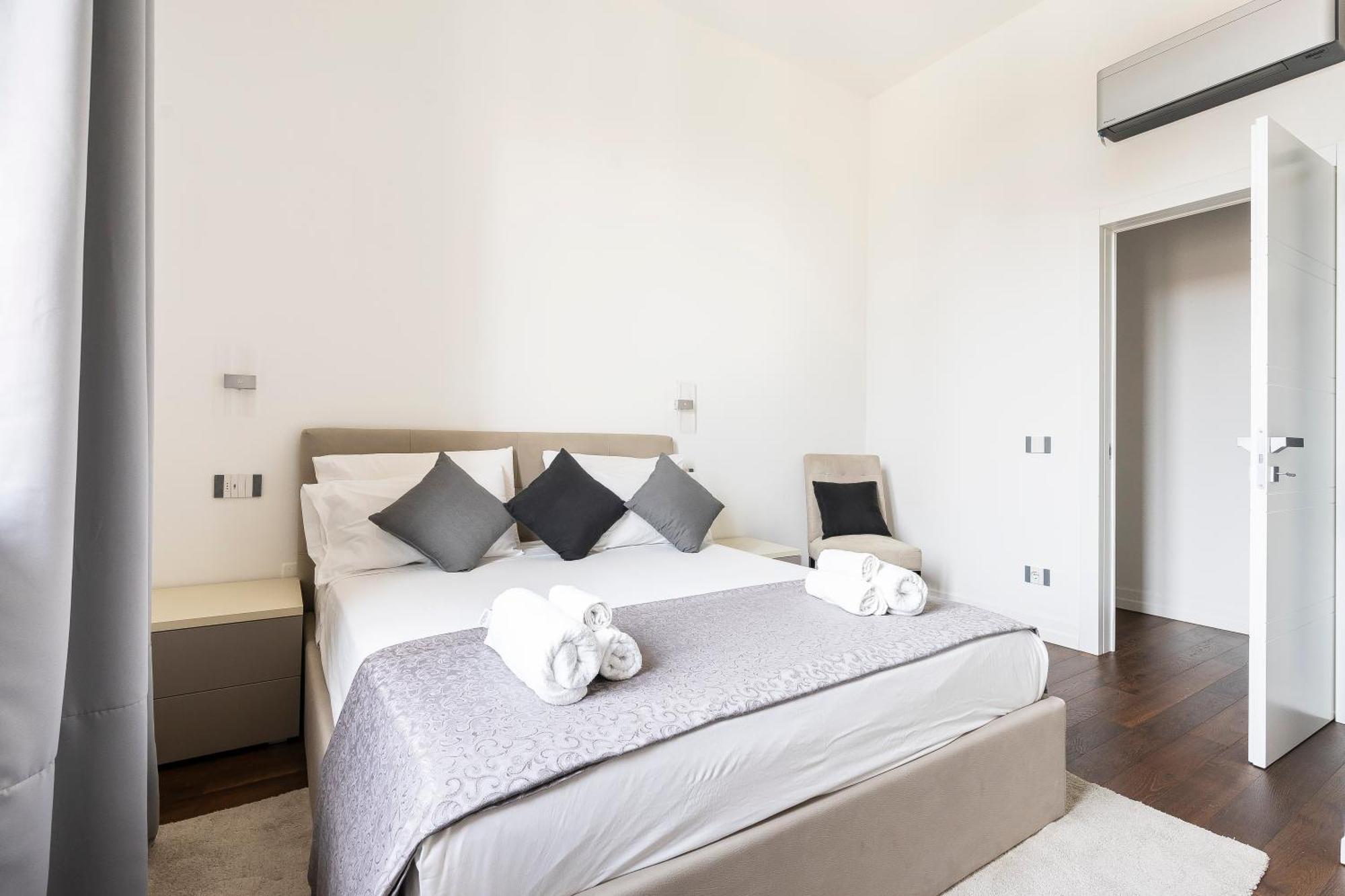 San Marco Black Appartamento Luxury Con Terrazzo E Parcheggio Su Richiesta 佛罗伦萨 外观 照片